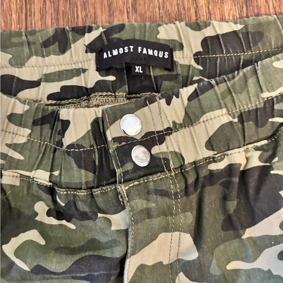 Camo Cargo Jogger Pants - Picture 2 of 5